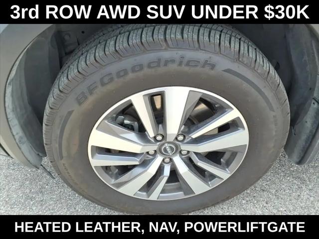 2023 Nissan Pathfinder SL 4WD