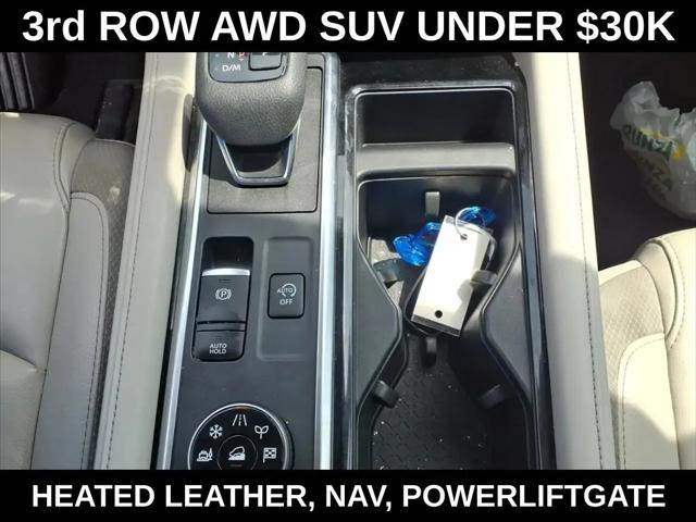 2023 Nissan Pathfinder SL 4WD