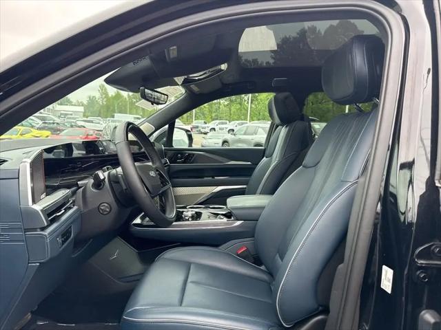 2025 Cadillac Escalade Luxury 2 AWD