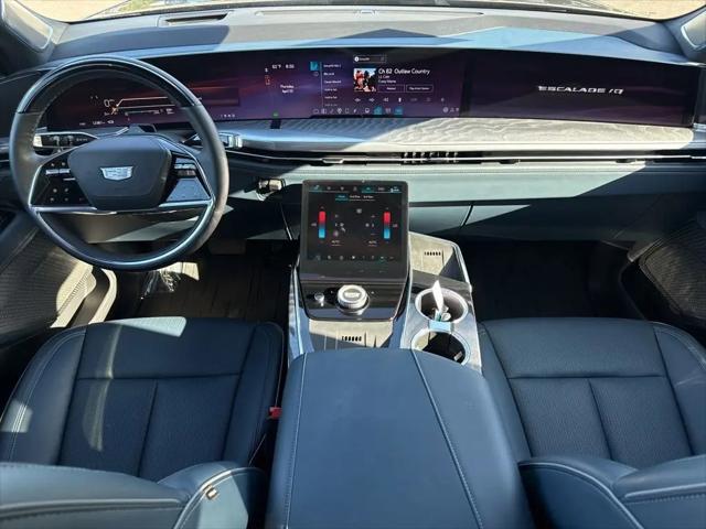 2025 Cadillac Escalade Luxury 2 AWD