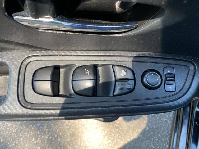 2020 Nissan Versa SV Xtronic CVT