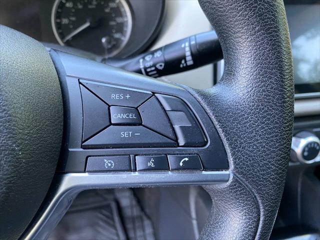 2020 Nissan Versa SV Xtronic CVT