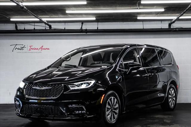 2024 Chrysler Pacifica Hybrid Select for sale in Irvine, CA