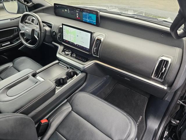 2025 Ford Expedition Platinum MAX