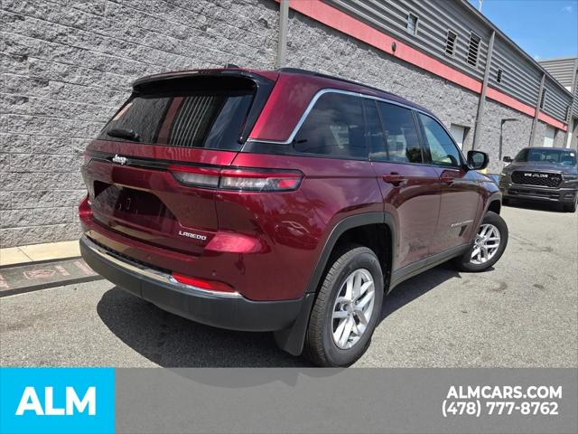 2025 Jeep Grand Cherokee Laredo X 4x4
