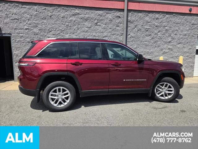 2025 Jeep Grand Cherokee Laredo X 4x4