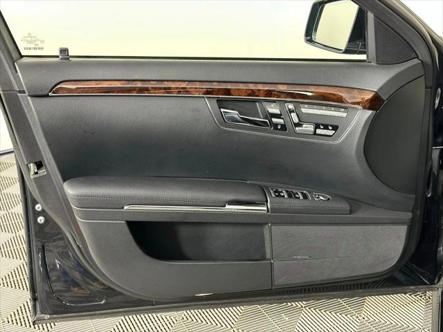 2011 Mercedes-Benz S 550 4MATIC