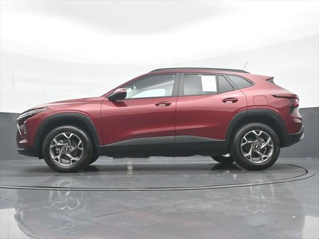 2025 Chevrolet Trax FWD LT