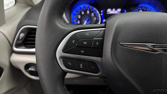 2024 Chrysler Voyager LX