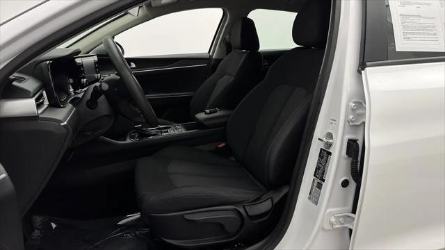 2023 Kia K5 LXS