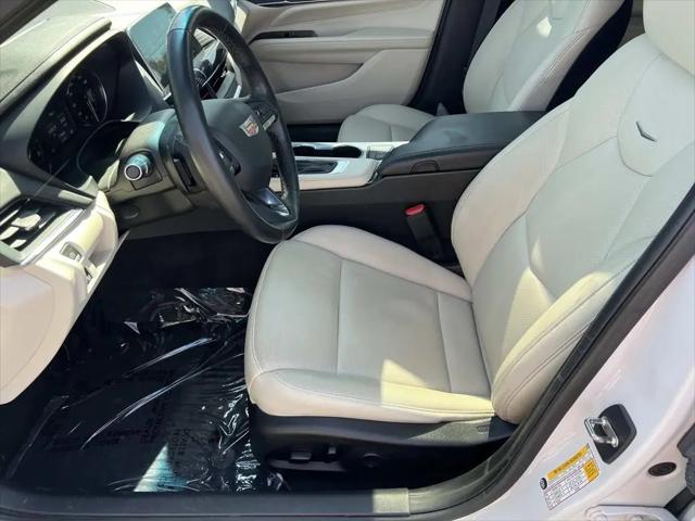 2023 Cadillac CT4 Premium Luxury