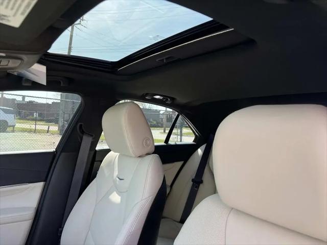2023 Cadillac CT4 Premium Luxury
