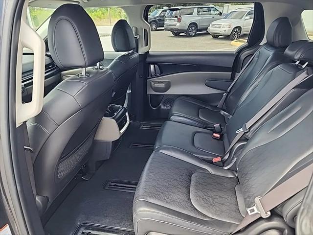 2025 Kia Carnival MPV LXS