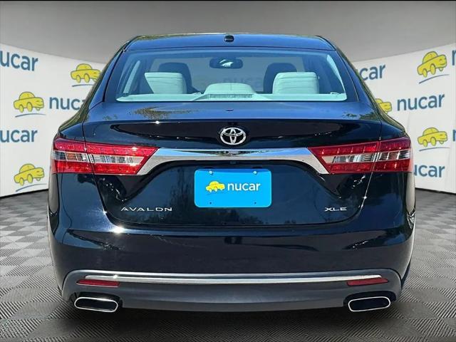 2018 Toyota Avalon XLE