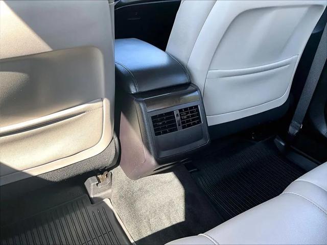2018 Toyota Avalon XLE