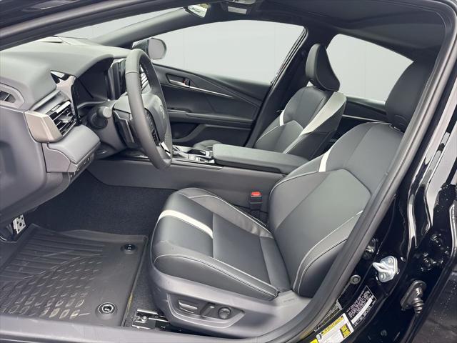 2026 Toyota Camry SE Nightshade