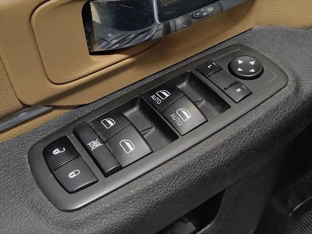 2021 Ram 1500 SLT Crew Cab 4x4 5'7" Box