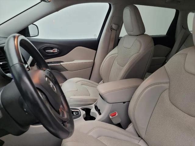 2019 Jeep Cherokee Limited FWD
