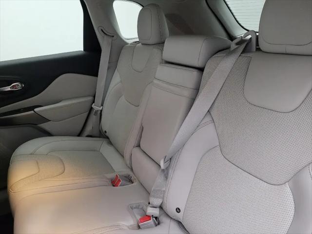2019 Jeep Cherokee Limited FWD