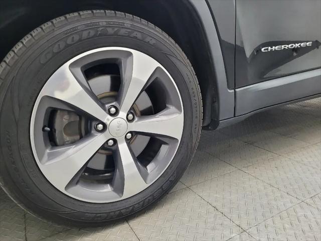 2019 Jeep Cherokee Limited FWD