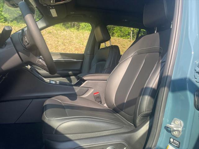 2026 Jeep Grand Cherokee Limited 4x2