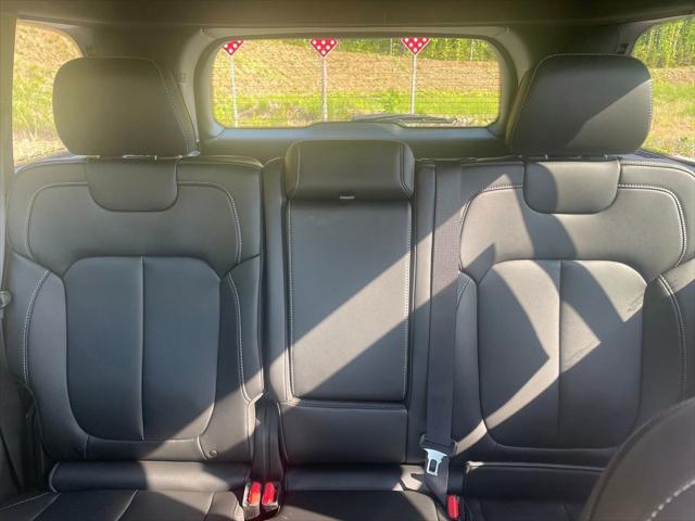 2026 Jeep Grand Cherokee Limited 4x2