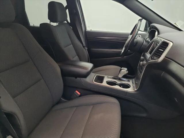 2019 Jeep Grand Cherokee Laredo 4x2