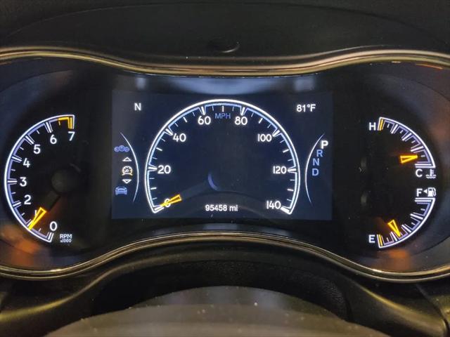 2019 Jeep Grand Cherokee Laredo 4x2