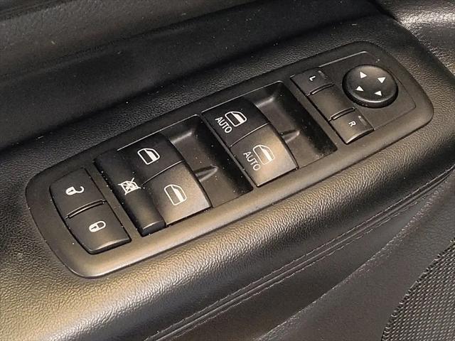 2019 Jeep Grand Cherokee Laredo 4x2