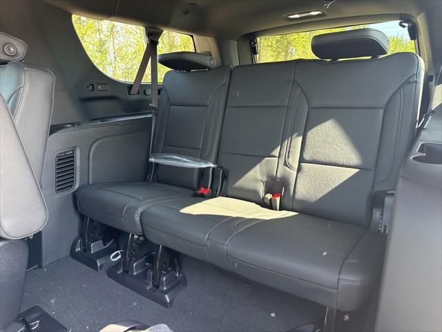 2026 Chevrolet Suburban Z71, 4WD