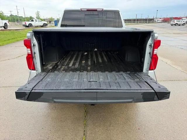 2021 Chevrolet Silverado 1500 4WD Crew Cab Short Bed RST