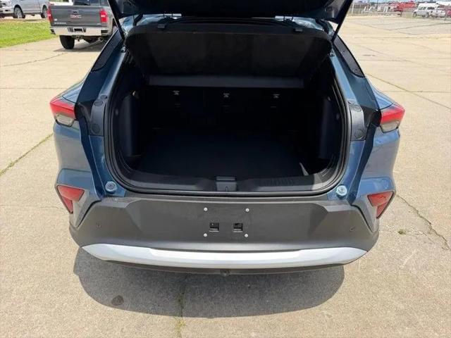 2026 Buick NV Preferred FWD