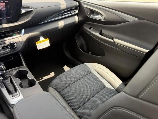 2026 Buick NV Preferred FWD