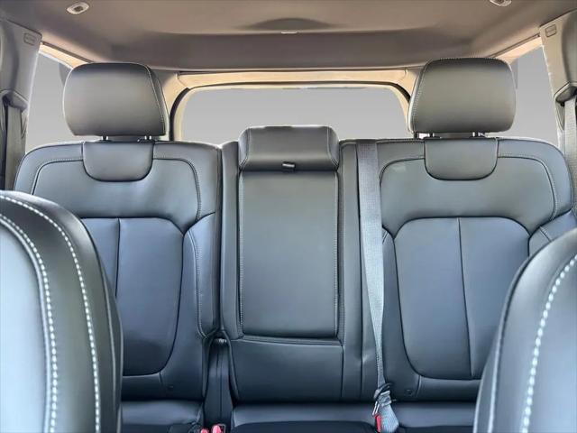 2026 Jeep Grand Cherokee Limited 4x2