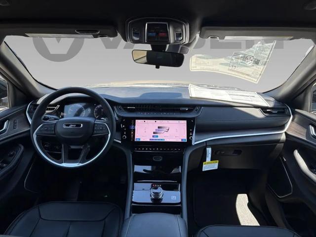 2026 Jeep Grand Cherokee Limited 4x2