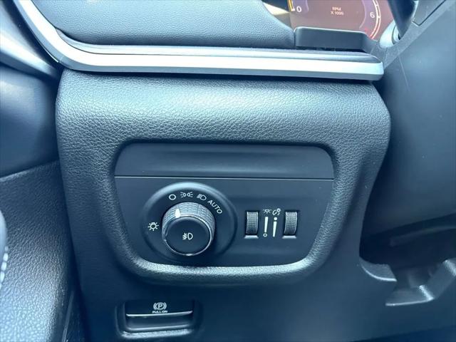 2026 Jeep Grand Cherokee Limited 4x2