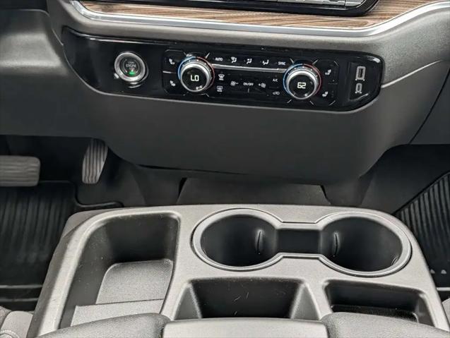 2024 GMC Sierra 1500 4WD Crew Cab Short Box Elevation with 3VL