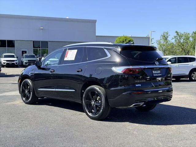 2023 Buick Enclave Essence FWD