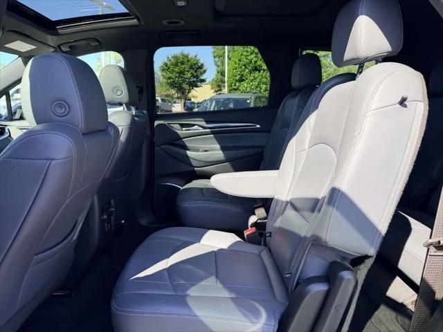 2023 Buick Enclave Essence FWD