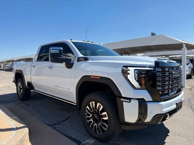 2026 GMC Sierra 2500HD Crew Cab, Standard Bed, Denali Ultimate, 4WD