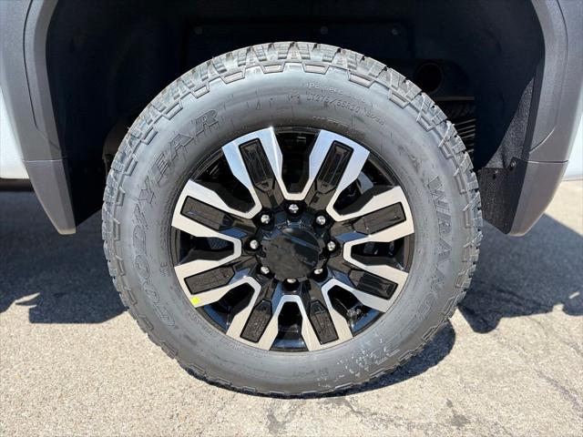 2026 GMC Sierra 2500HD Crew Cab, Standard Bed, Denali Ultimate, 4WD