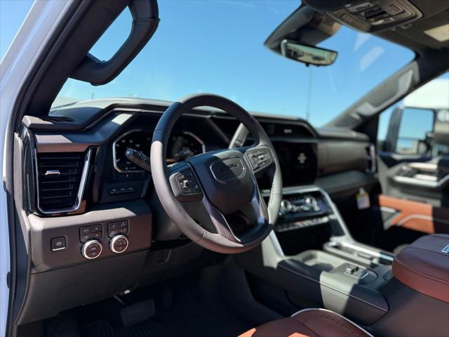 2026 GMC Sierra 2500HD Crew Cab, Standard Bed, Denali Ultimate, 4WD