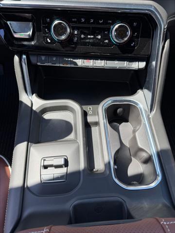 2026 GMC Sierra 2500HD Crew Cab, Standard Bed, Denali Ultimate, 4WD