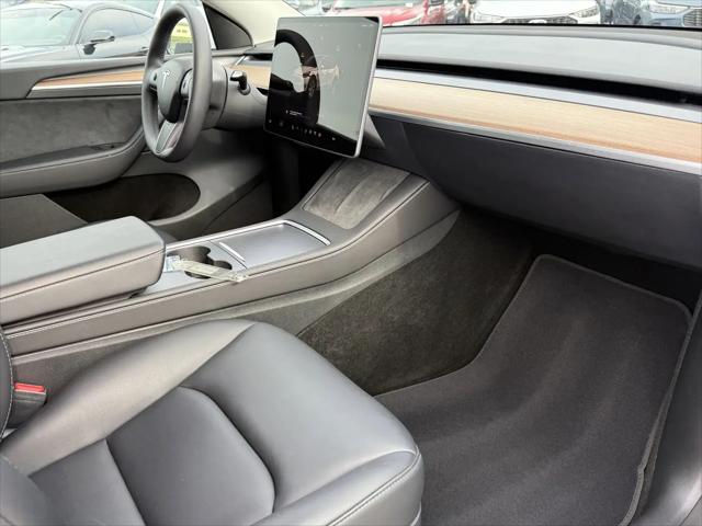 2024 Tesla Model Y Long Range Dual Motor All-Wheel Drive