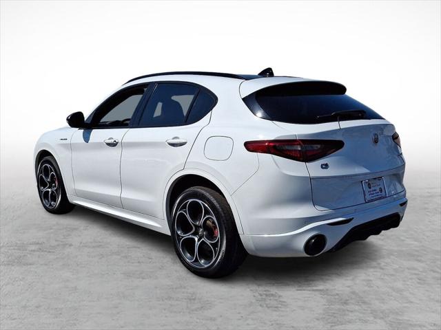2023 Alfa Romeo Stelvio Veloce AWD 2023 Alfa Romeo Stelvio Veloce AWD