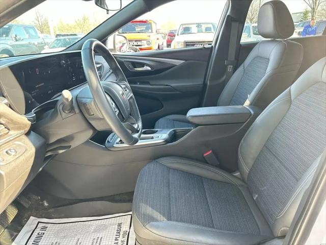 2024 Buick NV Preferred FWD