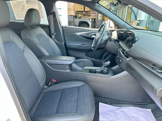 2024 Buick NV Preferred FWD