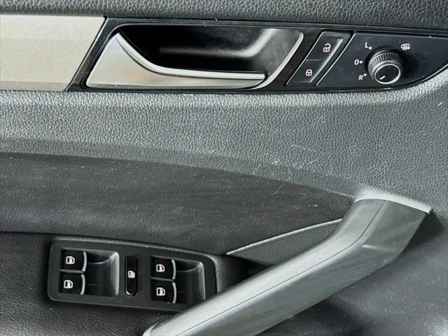 2022 Volkswagen Passat 2.0T SE