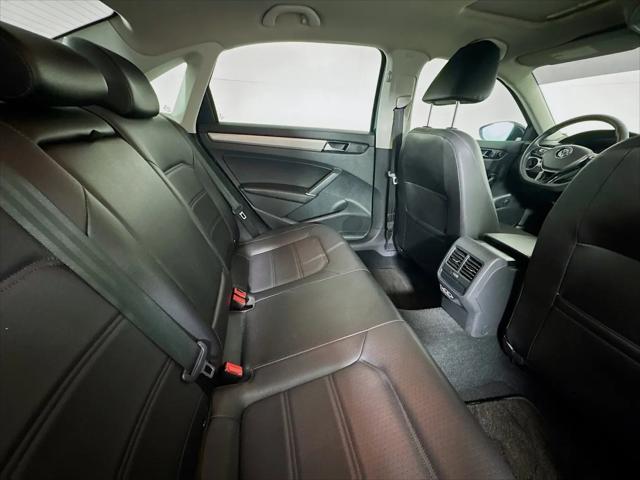 2022 Volkswagen Passat 2.0T SE