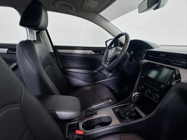 2022 Volkswagen Passat 2.0T SE